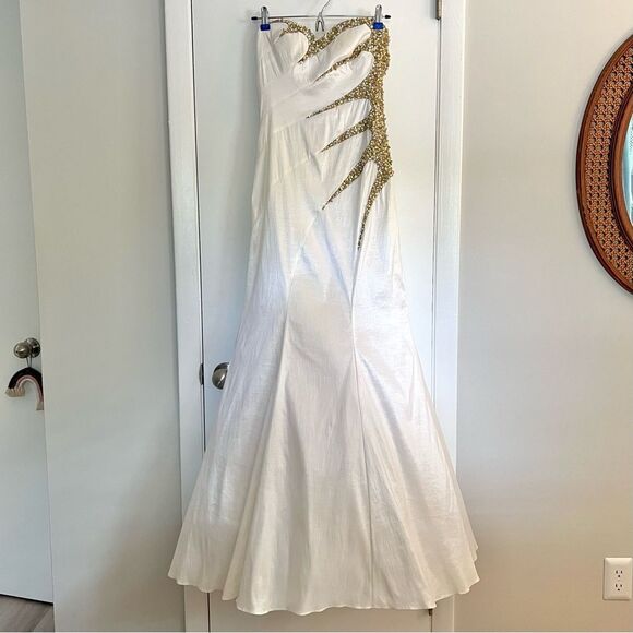 🚨SALE🚨 La Femme White Gold Beaded Strapless Trumpet Gown Prom Dress 4 - Picture 8 of 16